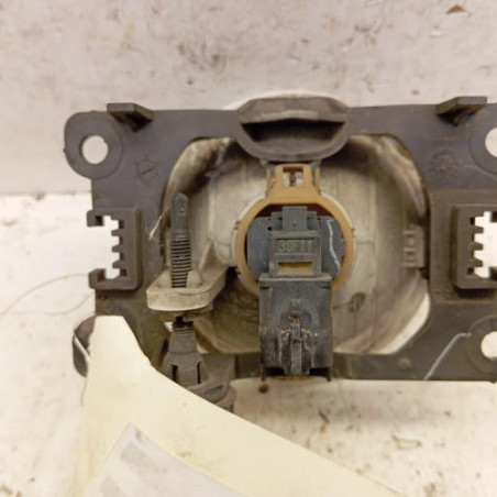 Anti brouillard gauche (feux) PEUGEOT 5008 1