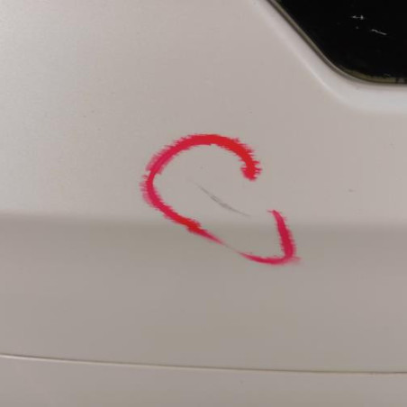 Malle/Hayon arriere PEUGEOT 5008 1