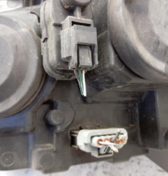 Optique avant principal droit (feux)(phare) RENAULT CLIO 3 Photo n°5