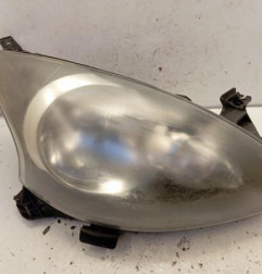 Optique avant principal droit (feux)(phare) TOYOTA AYGO 1 Photo n°1