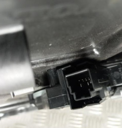 Leve vitre electrique avant gauche VOLVO V 60 2 Photo n°3