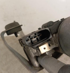 Moteur essuie glace avant VOLKSWAGEN TOURAN 2 Photo n°3