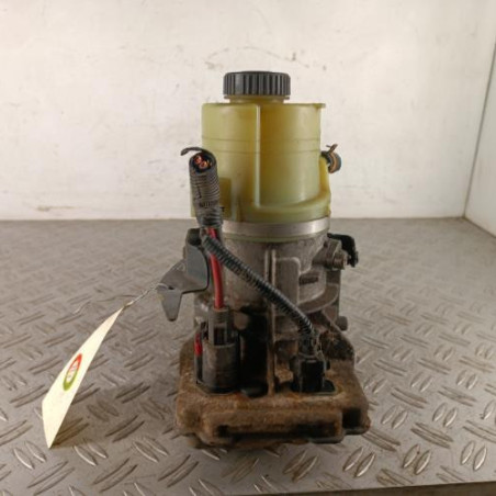 Pompe de direction OPEL VIVARO 2
