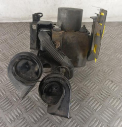 Bloc ABS (freins anti-blocage) PEUGEOT 3008 1 Photo n°4