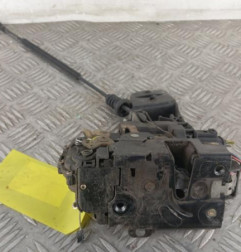 Serrure avant gauche VOLKSWAGEN GOLF 4 Photo n°1