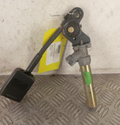 Attache ceinture avant gauche PEUGEOT 306