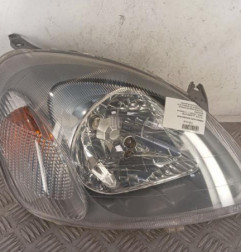 Optique avant principal droit (feux)(phare) TOYOTA YARIS 1 Photo n°1
