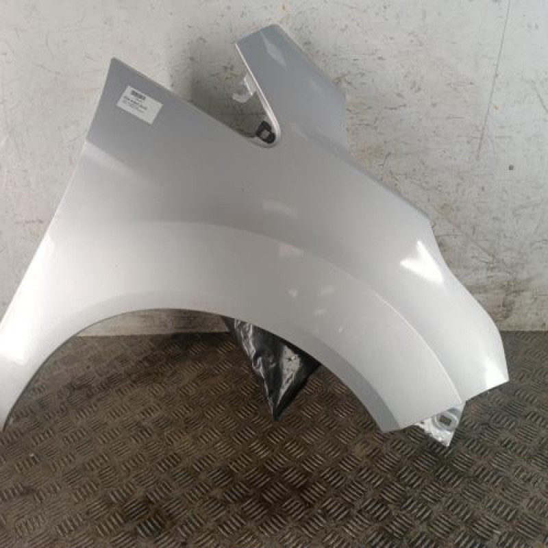 Aile avant droit FORD B-MAX