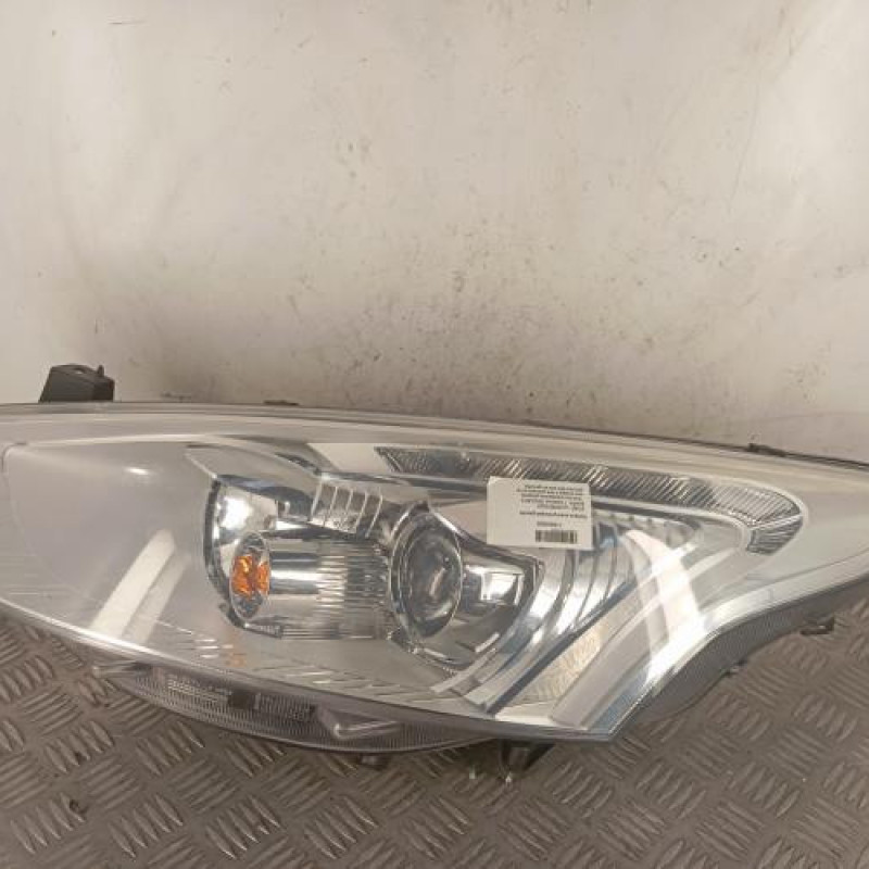 Optique avant principal gauche (feux)(phare) FORD B-MAX