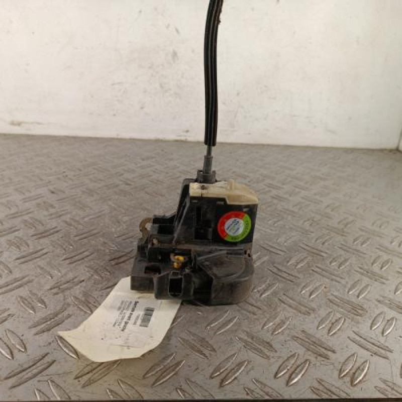 Serrure avant gauche RENAULT CLIO 2