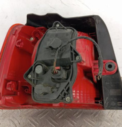 Feu arriere principal droit (feux) VOLKSWAGEN TOURAN 2 Photo n°3