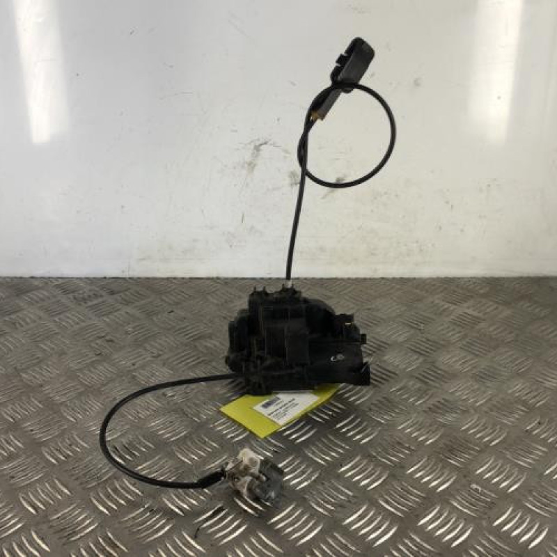 Serrure arriere droit RENAULT CLIO 3