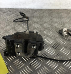 Serrure arriere droit RENAULT CLIO 3 Photo n°4