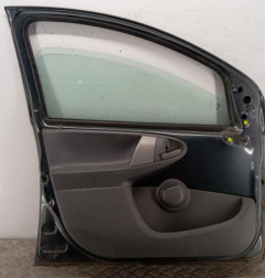 Porte avant gauche TOYOTA AYGO 1