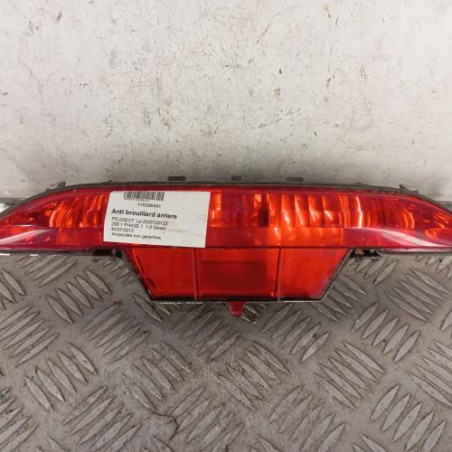 Anti brouillard arriere PEUGEOT 208 1 Photo n°1