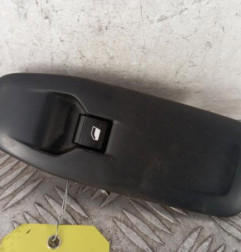 Interrupteur de leve vitre avant droit PEUGEOT 2008 1 Photo n°1