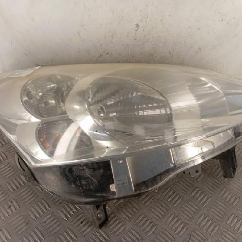 Optique avant principal droit (feux)(phare) PEUGEOT PARTNER 2
