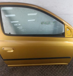Porte avant droit TOYOTA YARIS 1 Photo n°1