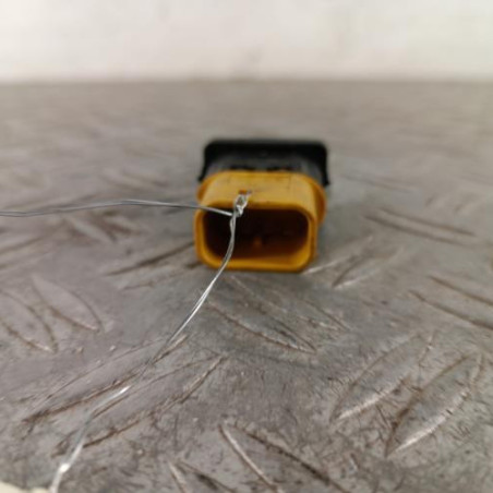 Interrupteur de leve vitre avant droit FORD FOCUS 2