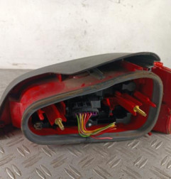 Feu arriere principal gauche (feux) PEUGEOT 106