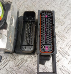 Bloc ABS (freins anti-blocage) VOLKSWAGEN TOURAN 2 Photo n°5