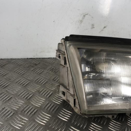 Optique avant principal droit (feux)(phare) MERCEDES CLASSE C 202