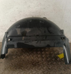 Pare boue arriere droit NISSAN NV300