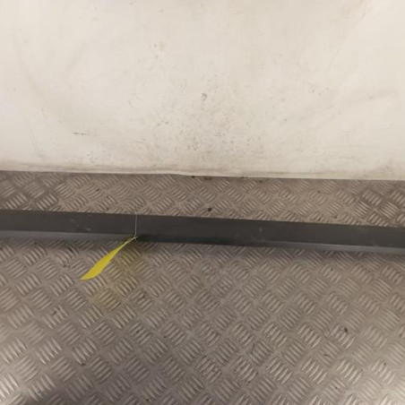 Baguette de porte avant droite PEUGEOT 2008 1 Photo n°1