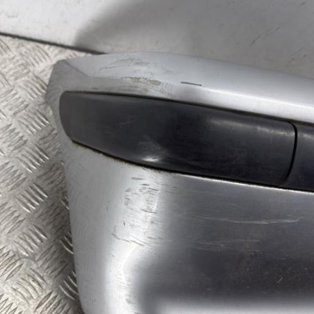 Pare choc arriere PEUGEOT 106