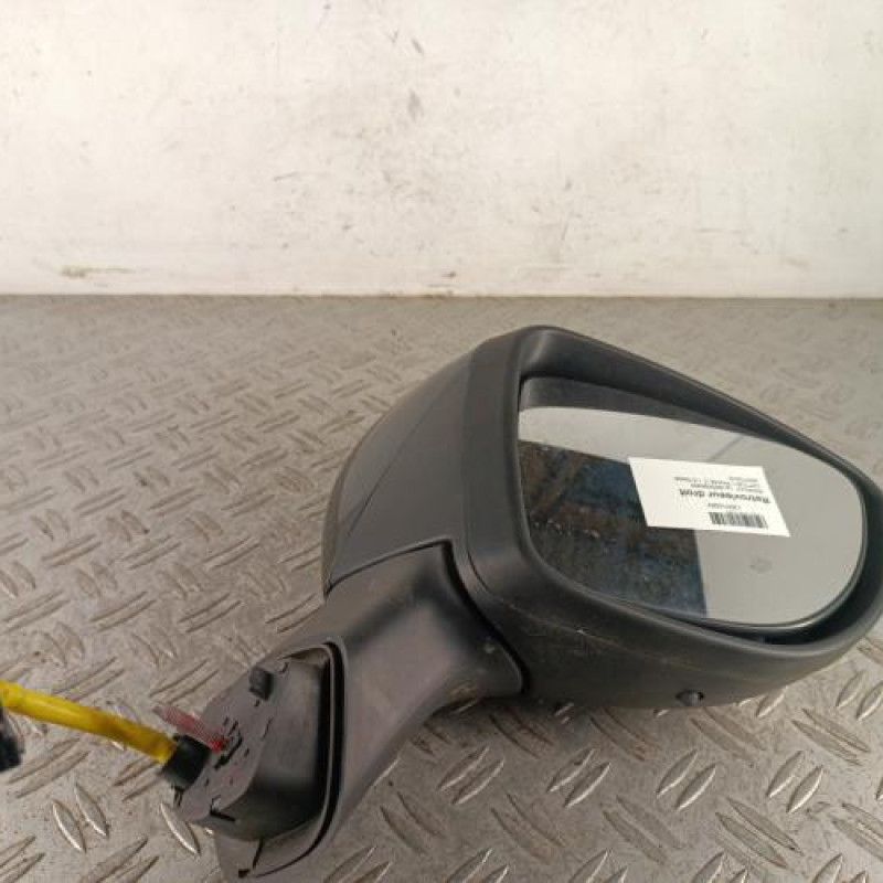 Retroviseur droit RENAULT CAPTUR 1