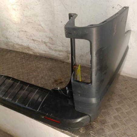 Pare choc arriere NISSAN NV300