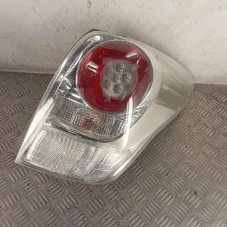 Feu arriere principal droit (feux) TOYOTA VERSO Photo n°1