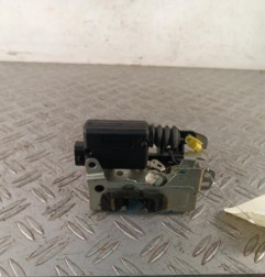 Serrure avant droit DACIA SANDERO 1