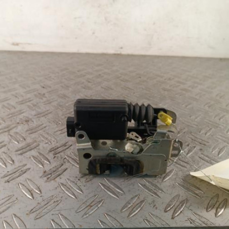 Serrure avant droit DACIA SANDERO 1