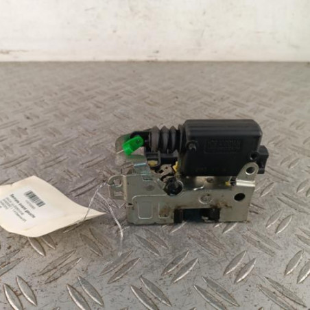 Serrure avant gauche DACIA SANDERO 1