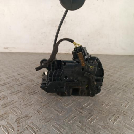 Serrure avant droit RENAULT CAPTUR 1