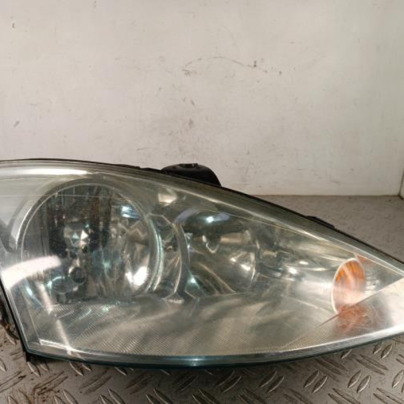 Optique avant principal droit (feux)(phare) FORD FOCUS 1