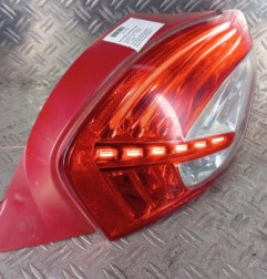 Feu arriere principal droit (feux) PEUGEOT 208 1 Photo n°1