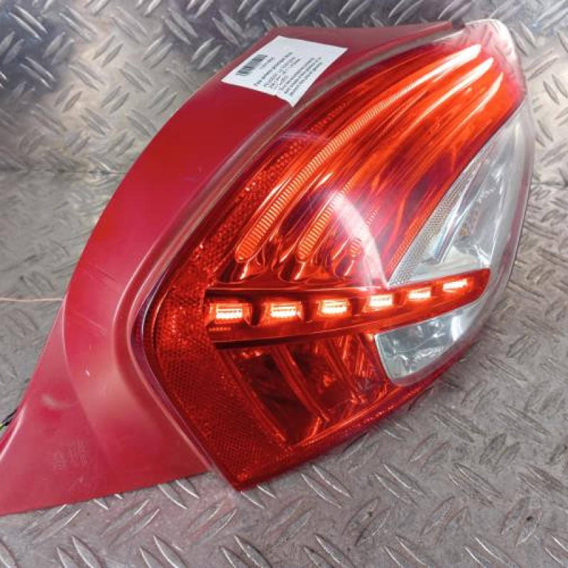 Feu arriere principal droit (feux) PEUGEOT 208 1