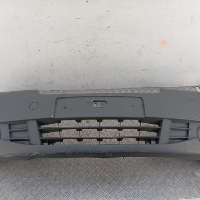 Pare choc avant RENAULT TRAFIC 2