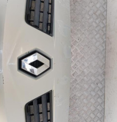 Pare choc avant RENAULT MEGANE 2 Photo n°4