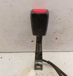 Attache ceinture avant droit TOYOTA YARIS 2