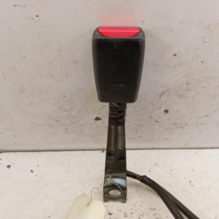 Attache ceinture avant droit TOYOTA YARIS 2