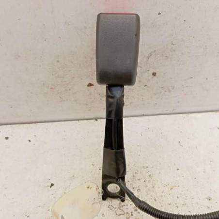 Attache ceinture avant gauche TOYOTA YARIS 2 Photo n°1