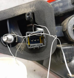 Feu arriere secondaire gauche (feux) RENAULT SCENIC 4 Photo n°4