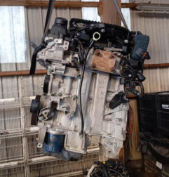 Moteur PEUGEOT 208 1 Photo n°1