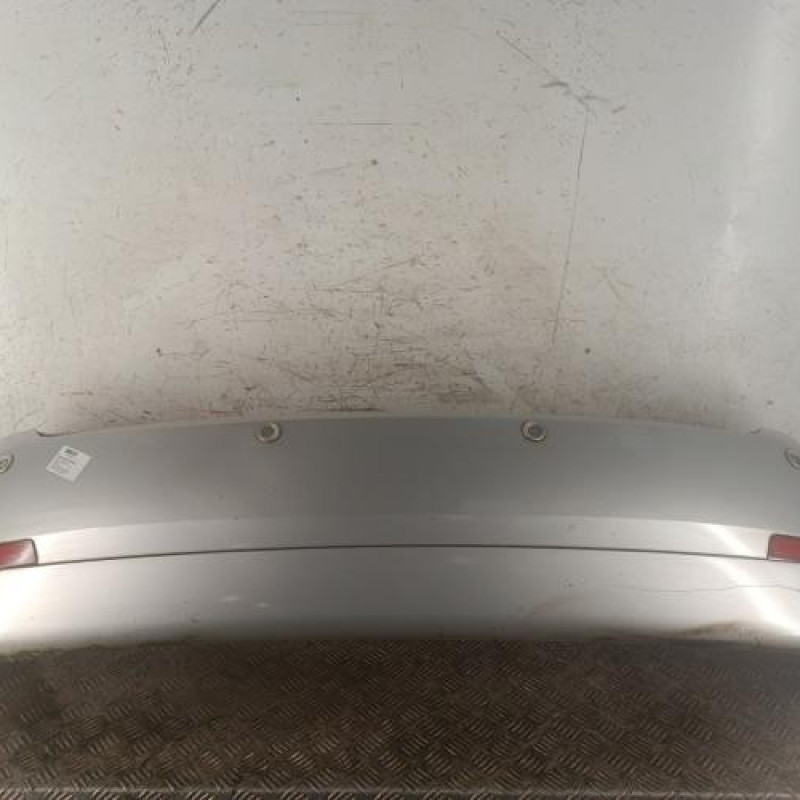 Pare choc arriere FORD FIESTA 5