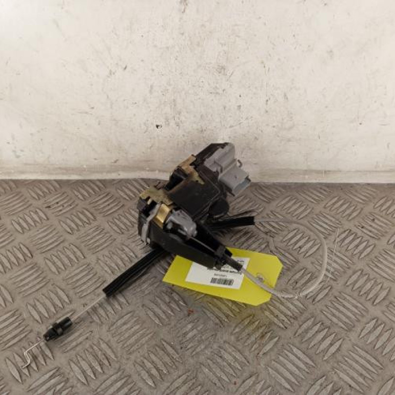 Serrure avant gauche PEUGEOT 307 Serrure avant gauche PEUGEOT 307