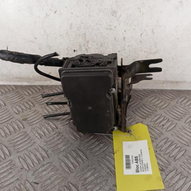 Bloc ABS (freins anti-blocage) NISSAN MICRA 3 Bloc ABS (freins anti-blocage) NISSAN MICRA 3