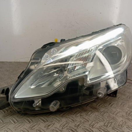 Optique avant principal gauche (feux)(phare) PEUGEOT 2008 1